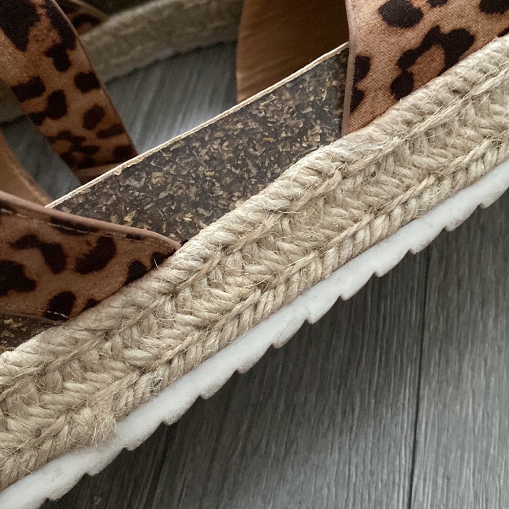 TORRID Platform Sandal - Picture 5 of 13